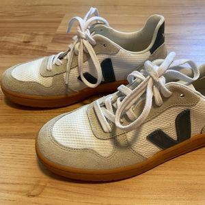 Veja sneakers
